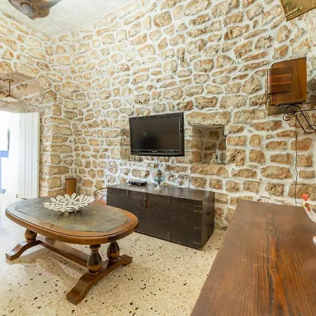 Sabina By Interhome * Torre Suda